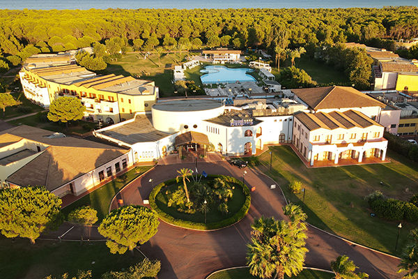 A 700 metri dalla spiaggia