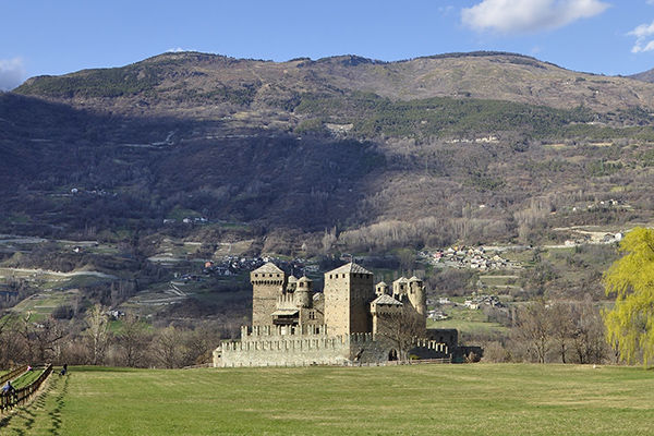La bellezza della Valle d'Aosta in e-bike