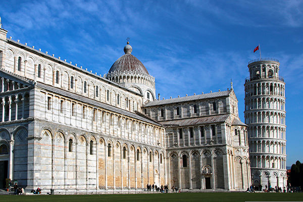 In e-bike lungo la costa tra Toscana e Liguria