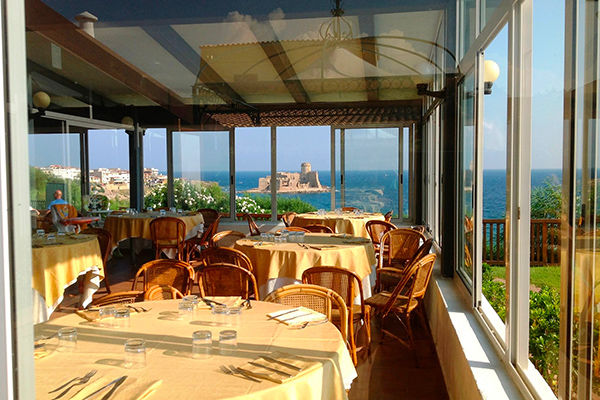 Mare cristallino e panorama incantevole