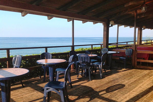 Mare cristallino e panorama incantevole