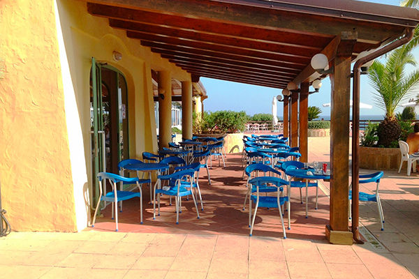 Mare cristallino e panorama incantevole