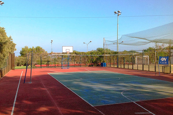 Mare cristallino e panorama incantevole