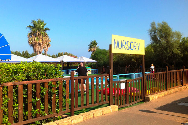 Mare cristallino e panorama incantevole