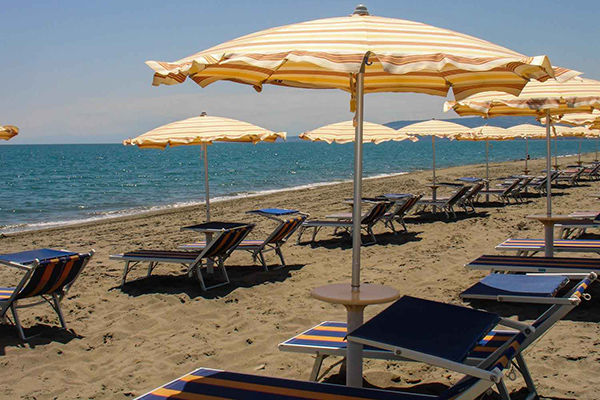 Affacciato sul Mar Ionio