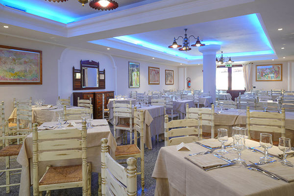 A 300 metri dalla spiaggia