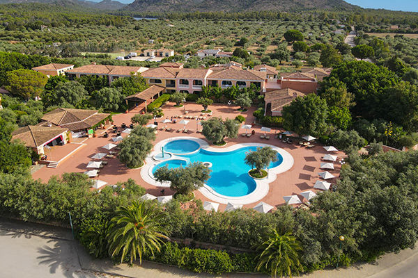 A 300 metri dalla spiaggia