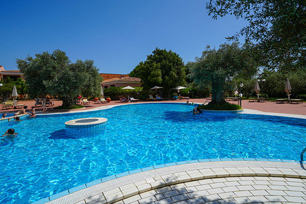 A 300 metri dalla spiaggia