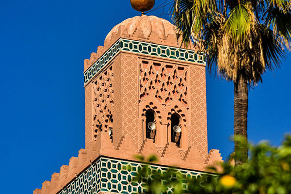 Avventura in 4x4 tra deserti, kasbah e città imperiali