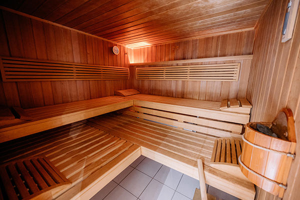 Di fronte al centro congressi di Davos