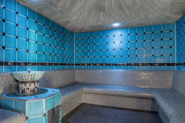 1.300 mq di wellness nella Valle dello Stubai