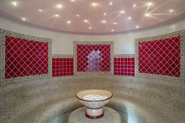 1.300 mq di wellness nella Valle dello Stubai