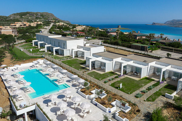 A 250 metri dalla spiaggia La Pelosa