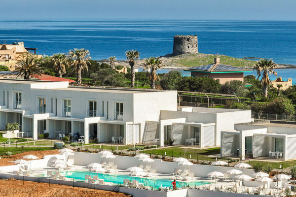 A 250 metri dalla spiaggia La Pelosa