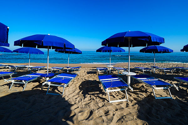 A 400 metri dalla spiaggia