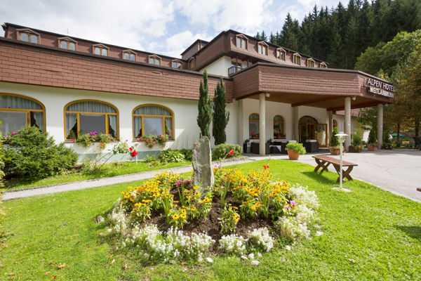 Ideale per le famiglie, al confine del bosco