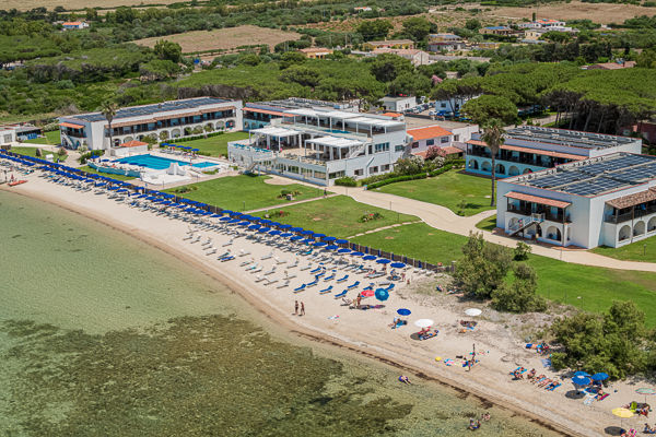 In perfetto stile mediterraneo, direttamente sul mare