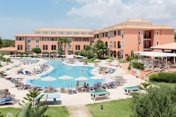 Tra spiagge da sogno, comfort e tranquillità nel Mediterraneo