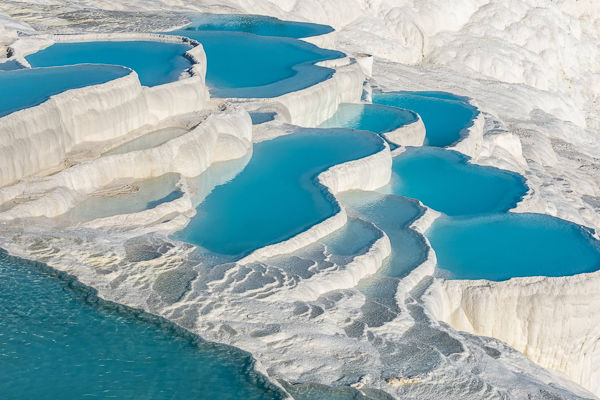 Un tour tra storia millenaria, cultura e meraviglie naturali