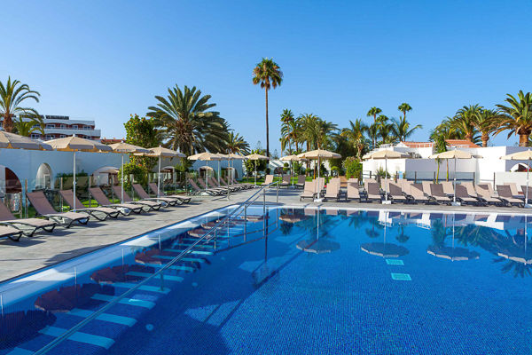 Aparhotel immerso nel verde, ideale per famiglie