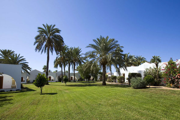 Aparhotel immerso nel verde, ideale per famiglie