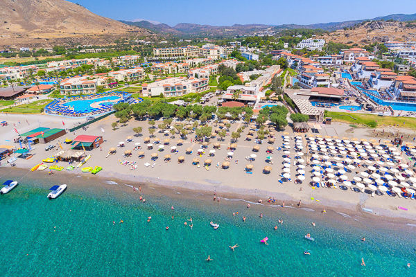 Direttamente sulla spiaggia di Lardos