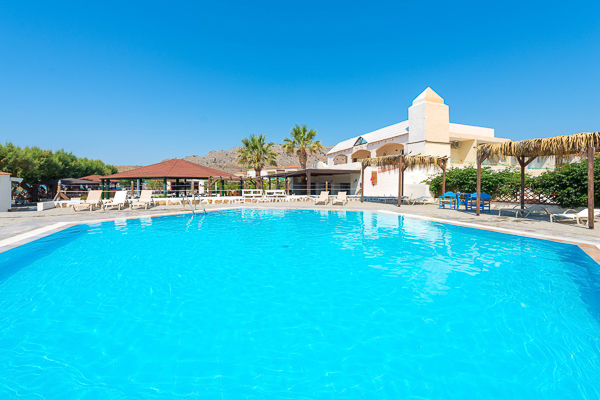 Direttamente sulla spiaggia di Lardos