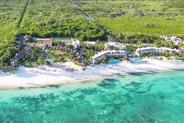 Un'oasi di relax sulle bianche spiagge della Riviera Maya