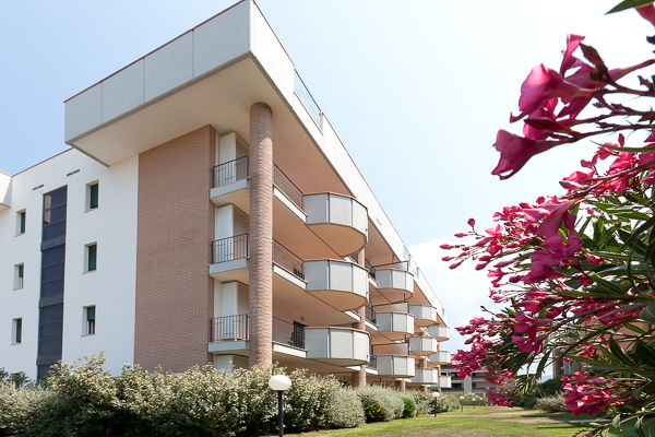 Moderno residence a 1 km dalla spiaggia