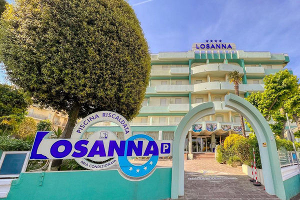Family Hotel fronte mare
