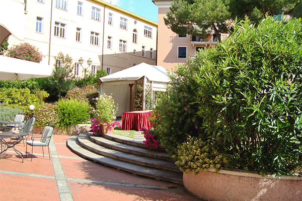 HOTEL EUROPA DESIGN SPA 1877 - Rapallo Raffinato ed elegante, a 50 metri dal mare sulla Riviera di Levante