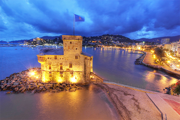 HOTEL EUROPA DESIGN SPA 1877 - Rapallo Raffinato ed elegante, a 50 metri dal mare sulla Riviera di Levante
