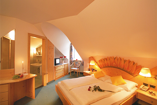 HOTEL ROSENTAL - Luson Svago e relax tra le Dolomiti!