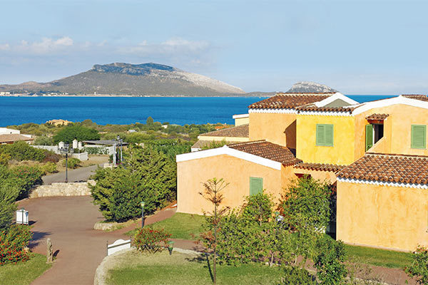 HOTEL BAIA ARANZOS - Golfo Aranci Nella baia di Sos Aranzos