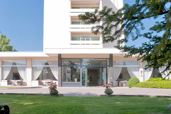 HOTEL SMERALDO TERME 3*S - Abano Terme (PD) Benessere termale per single o famiglie