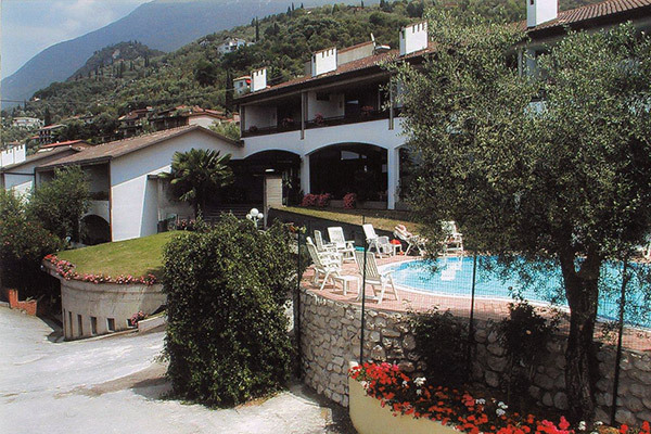 HOTEL LAURA CHRISTINA - Malcesine Posizione tranquilla tra lago e montagna