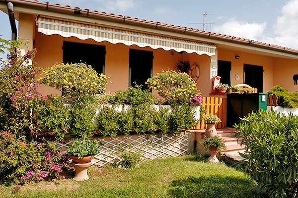 VILLAGGIO MARE SI - Follonica Appartamenti in villaggio a 400 metri dal mare