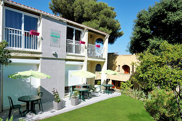 APPARTAMENTI COCODY III - COCODY VILLAGE - Marina di Sant'Ambrogio Immerso in un'isola di verde