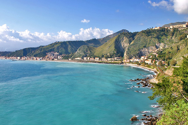 HOTEL VILLA ATHENA - Giardini-Naxos A 50 metri dal mare