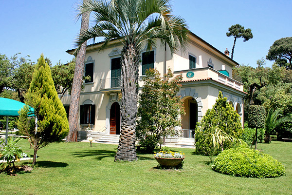HOTEL VERDEMARE - Marina di Pietrasanta In un'atmosfera elegante