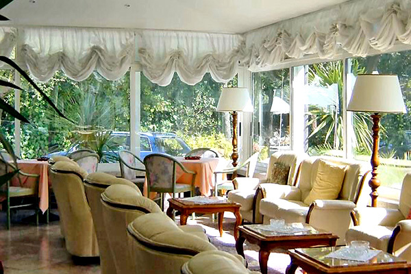 HOTEL VERDEMARE - Marina di Pietrasanta In un'atmosfera elegante