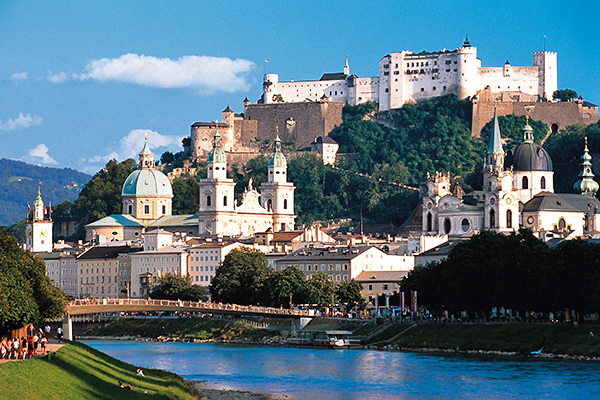 AUSTRIA TREND HOTEL SALZBURG WEST 4* - Salisburgo (Salisburghese - Austria) Ideale per chi arriva in auto