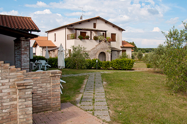 RESIDENCE BORGO VALMARINA - Follonica Tipica atmosfera del borgo toscano
