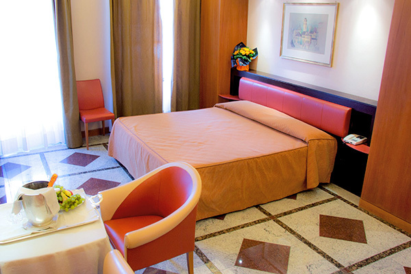 HOTEL SAN ROCCO - Orta San Giulio Il gioiello del Lago d'Orta