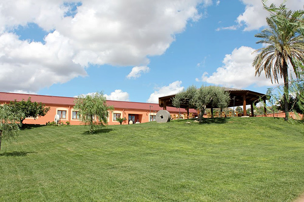 COLLE SAN MAURO - Caltagirone Immerso in un angolo di campagna