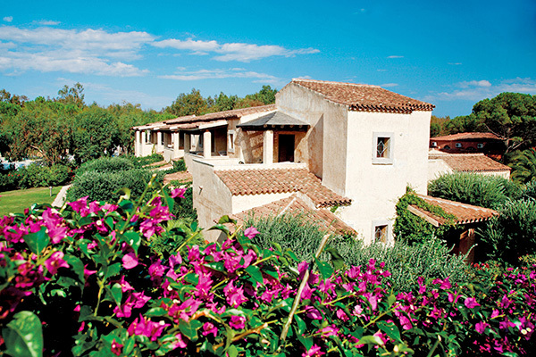 CENTRO VACANZE ISULEDDA - Cannigione di Arzachena Hotel-Resort in camping village