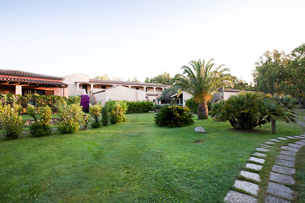 CENTRO VACANZE ISULEDDA - Cannigione di Arzachena Hotel-Resort in camping village