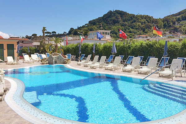 HOTEL TERME ROSALEO - Casamicciola Terme In prestigiosa villa borbonica