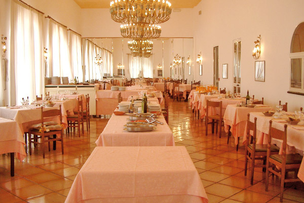 HOTEL TERME ROSALEO - Casamicciola Terme In prestigiosa villa borbonica