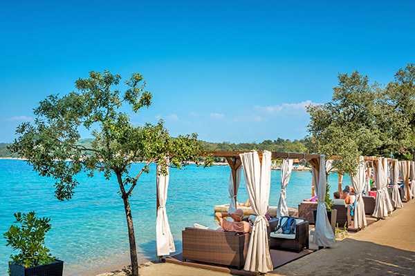 HOTEL JADRAN - Njivice Di fronte al mare, sull'Isola di krk